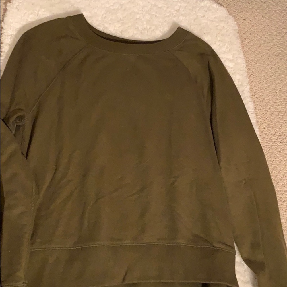 Forever 21 green sweatshirt